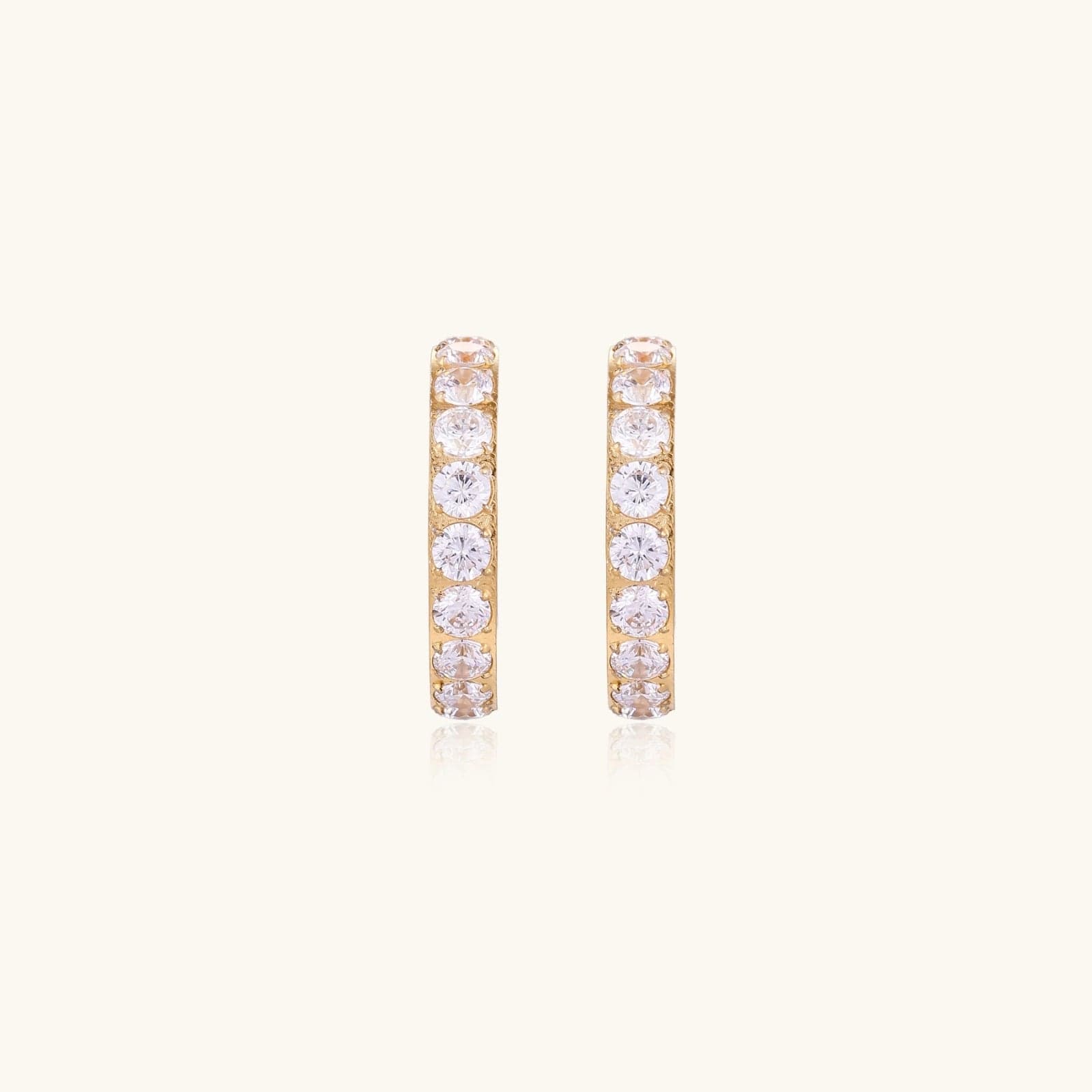 Crystal Pearl Hoops â a closer look at the design